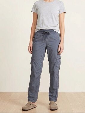 Lululemon Dance Studio Pants Size 8 Unlined Roll Up Leg Zip Cargo Back Pockets